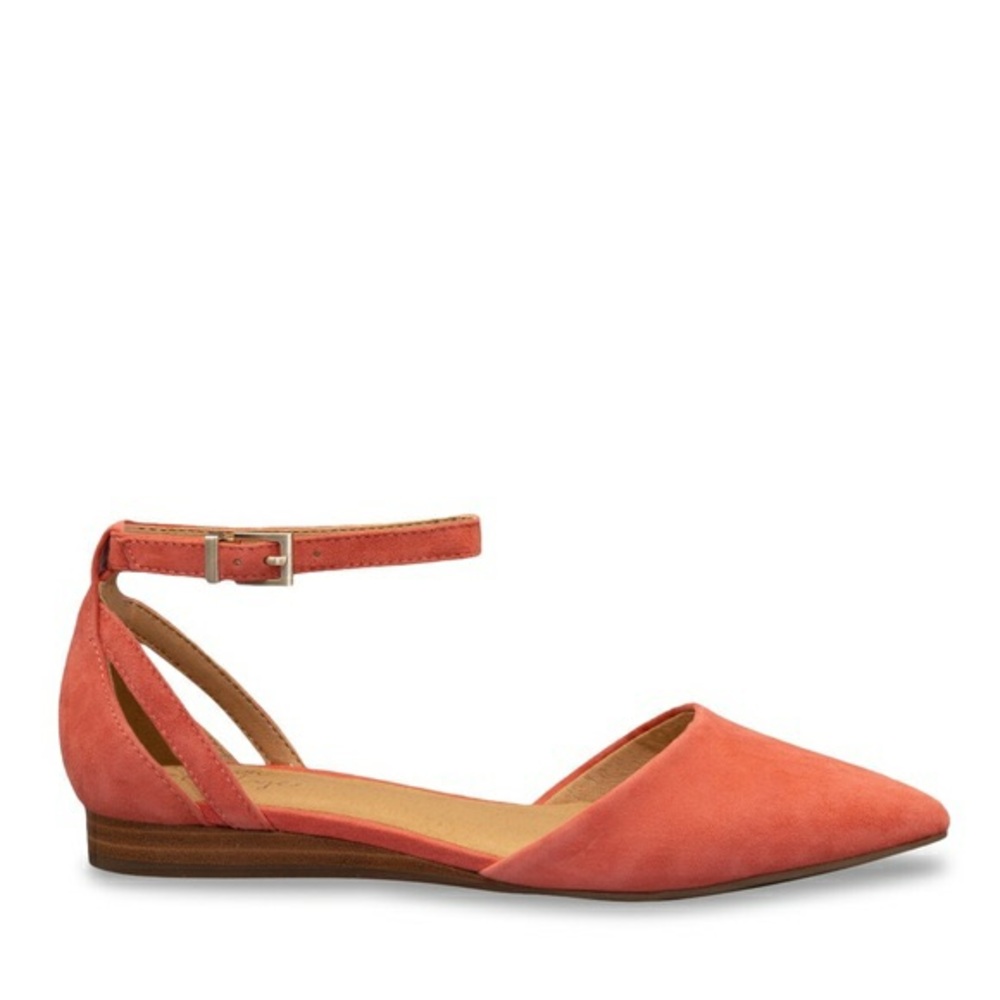 NIB Crown Vintage Evalinda ankle strap cutout wedge shoe